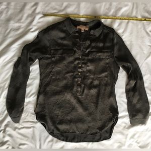 Vintage Philosophy shiny satin pewter/gun metal long sleeve 1/2 button up blouse